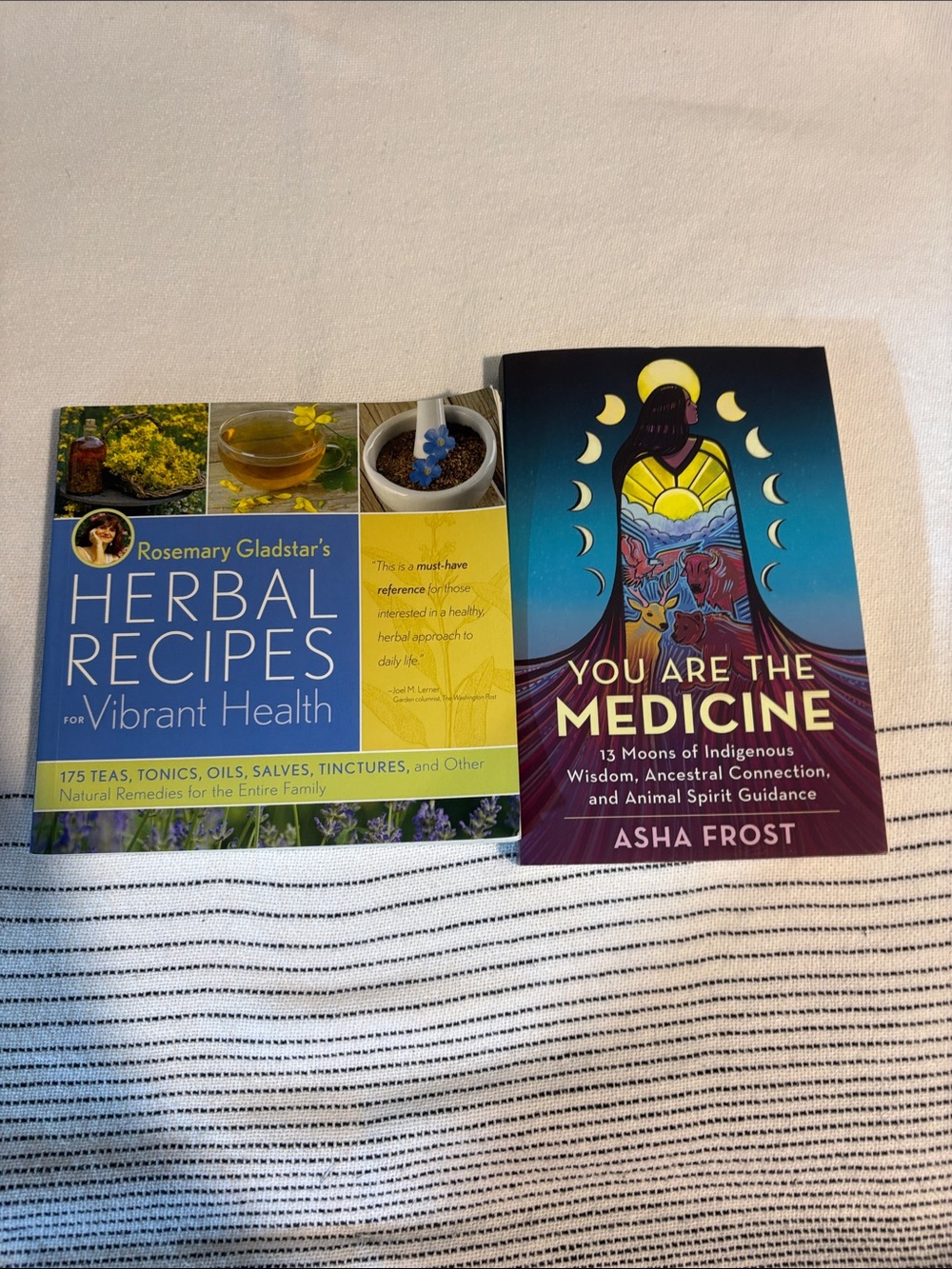 Natural medicinal books